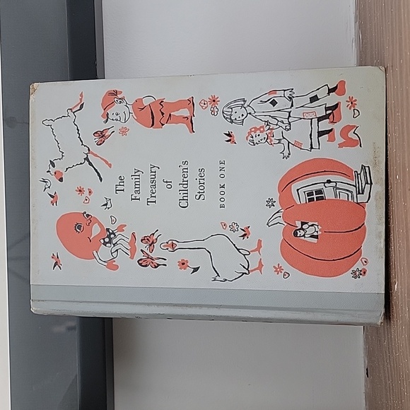 Vintage Bundle of 1950s children's books - Picture 2 of 5